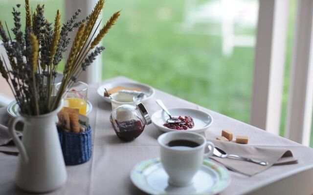 Monte Maino Bed and Breakfast