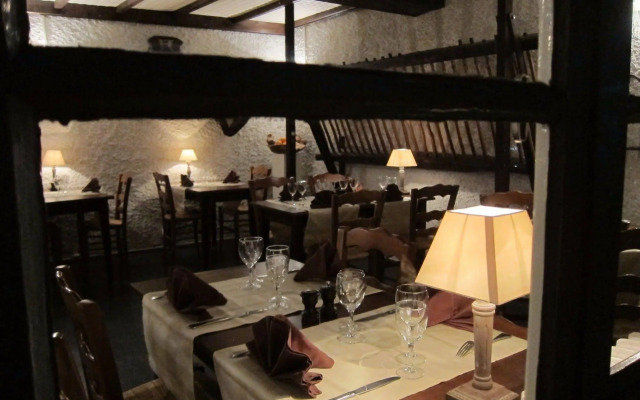 Auberge Des Deux Rivières