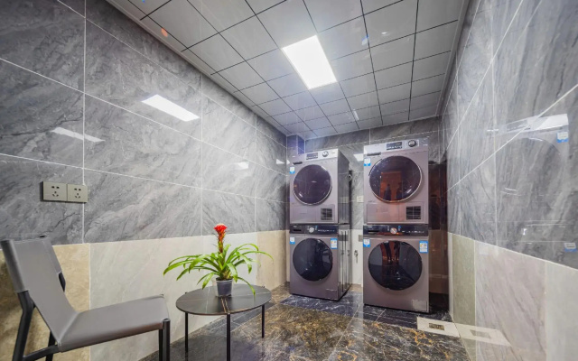 Tianfu · Locke Platinum  (Chengdu Tianfu International Airport Store)