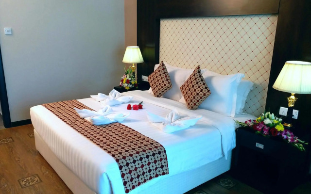 Crystal Palace Hotel