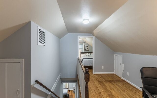 Enchanting historic townhouse by CozySuites