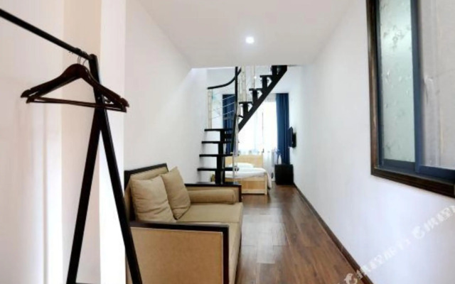 Weijianshan Courtyard Inn