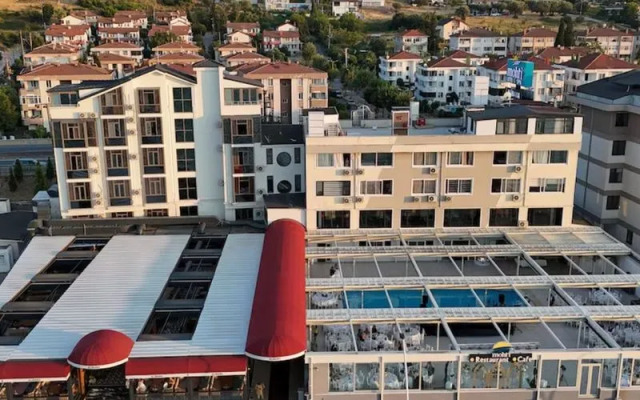 Karamürsel Mohti Otel  Fitness Restoran Ve Kafe