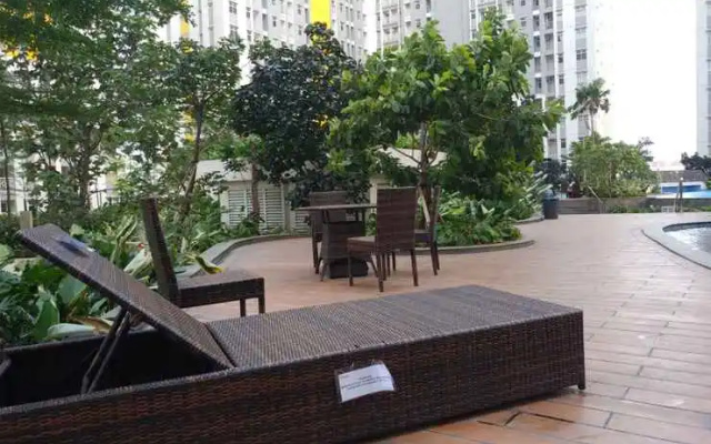 2BR Simply and Cozy at Springlake Bekasi Apartment By Travelio