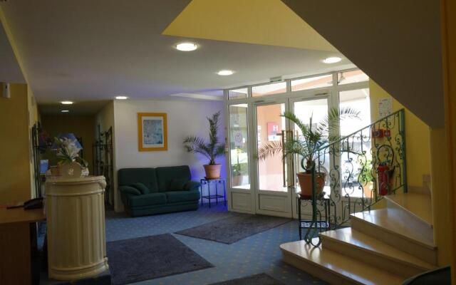 Hôtel Côté Jardin