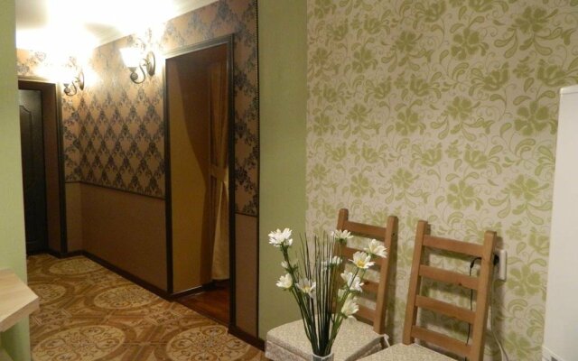 Apartment Ordzhonikidze 55