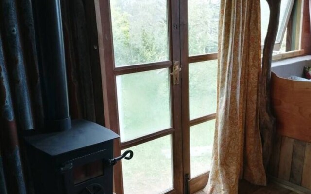 Stunning 1-bed Cabin in Totnes