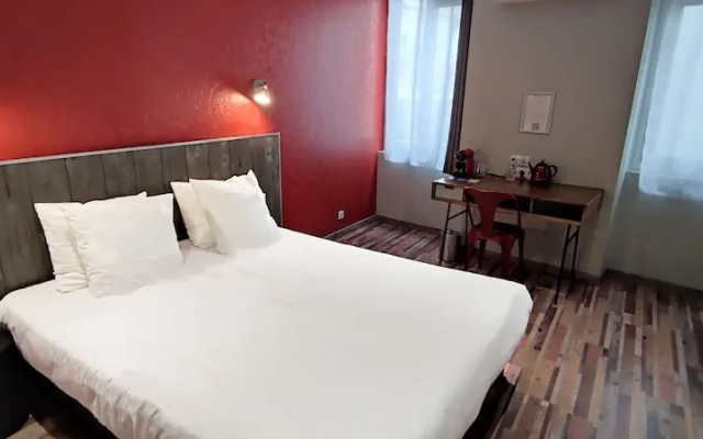 Logis Hotel Yseria - Historical Center