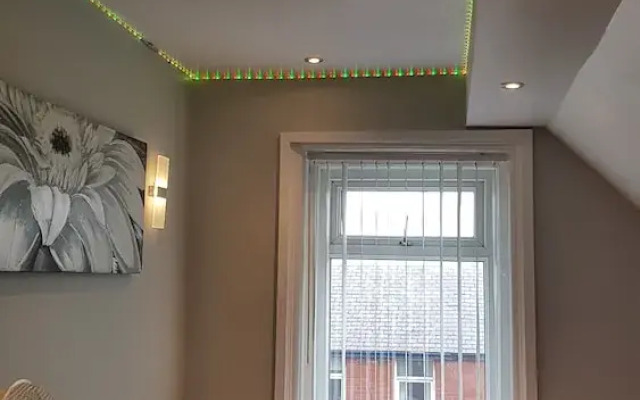 Impeccable 2-bed Apartment in Blackpool
