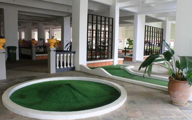 Coastal Park Apartments