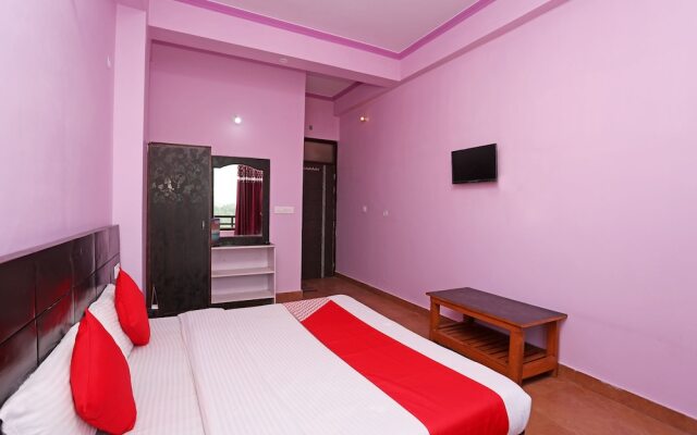 OYO 19406 Hotel Janta Palace