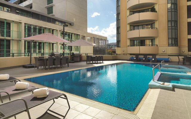 Adina Serviced Apartments Canberra James Court