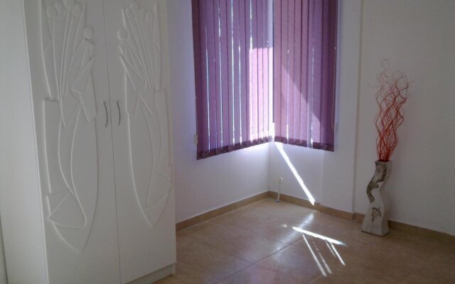 Neva Guest Rooms and Studios