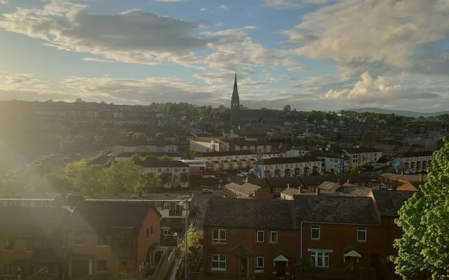 Helens House Derry City Centre Remarkable 3-bed
