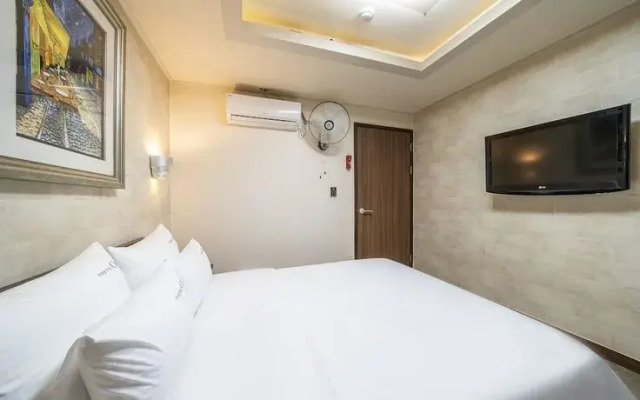 Tongyeong Hotel O2