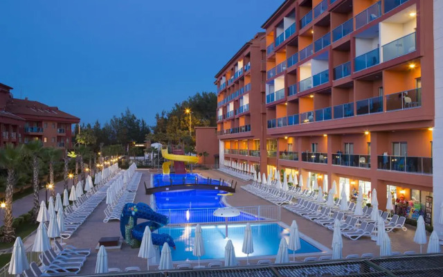 Club Side Coast