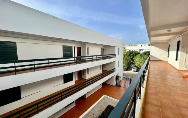 Vilamoura Central 4 With Pool by Homing