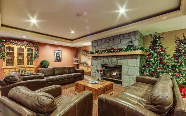 Greystone Lodge by Acer Vacations