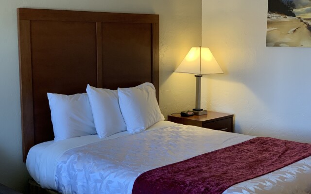 Red Carpet Inn Medford