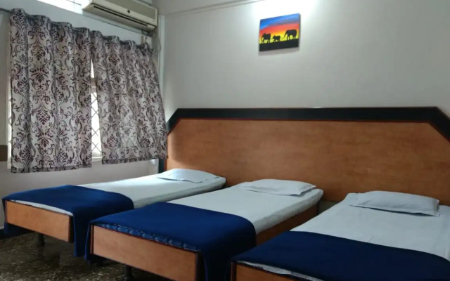 Hotel Ashray Residency