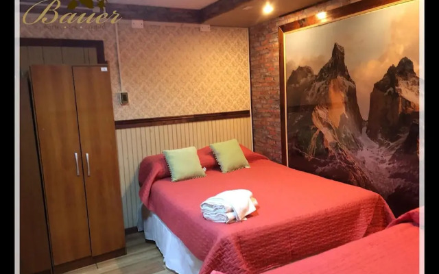 Hostal Bauer