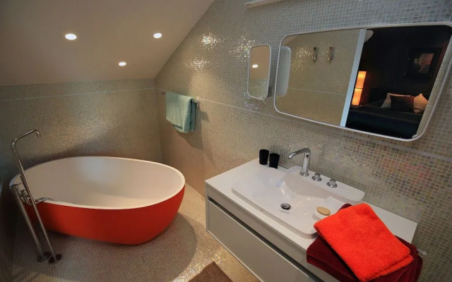 La Petite Bruyere De Renaix