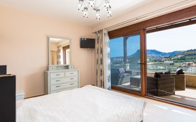 Levanta Luxury Stone Villa