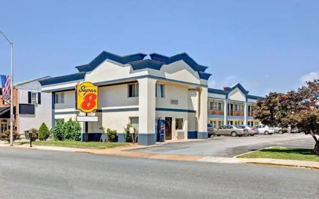 Super 8 Newark DE
