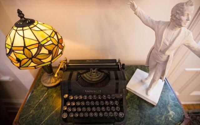 À La Petite Scène B&B