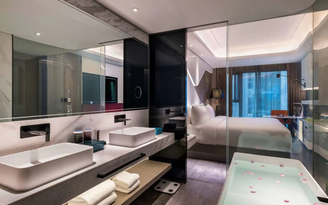 Novotel Yangzhou Slender West Lake