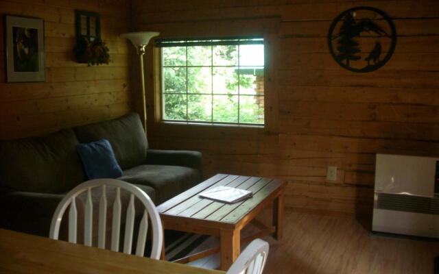 Box Canyon Cabins