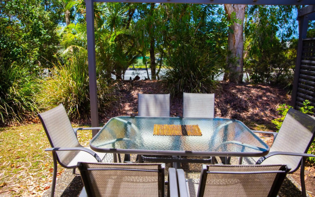 2 Bedroom Villa In Tropical Resort