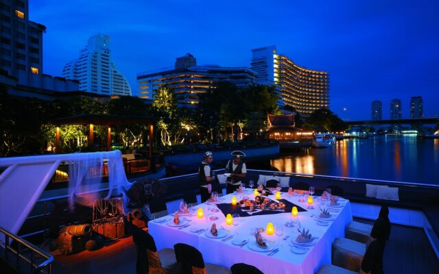 Shangri-La Hotel Bangkok, Serviced Apartments