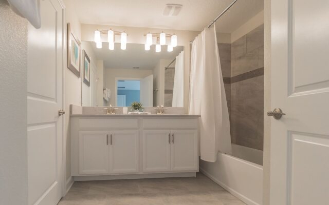 8921SID - The Retreat at ChampionsGate