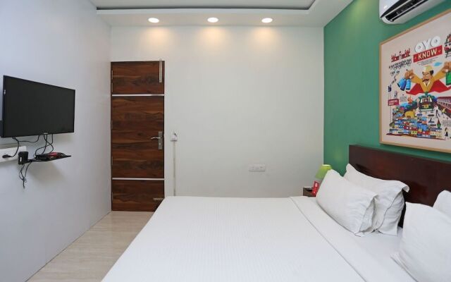 OYO 24460 Flagship Star City T Nagar