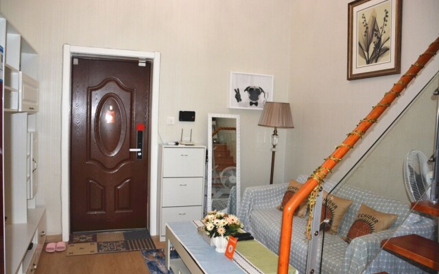 Warm House Apartment