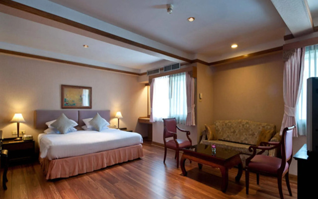 Silom City Hotel