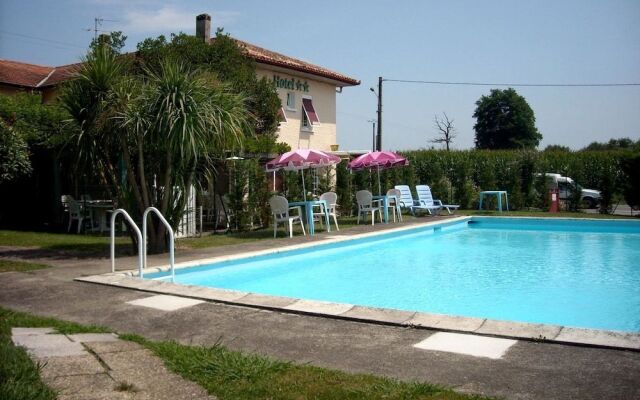 Logis Hôtel La Crémaillère