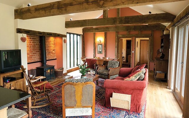 Lackford Lakes Barns