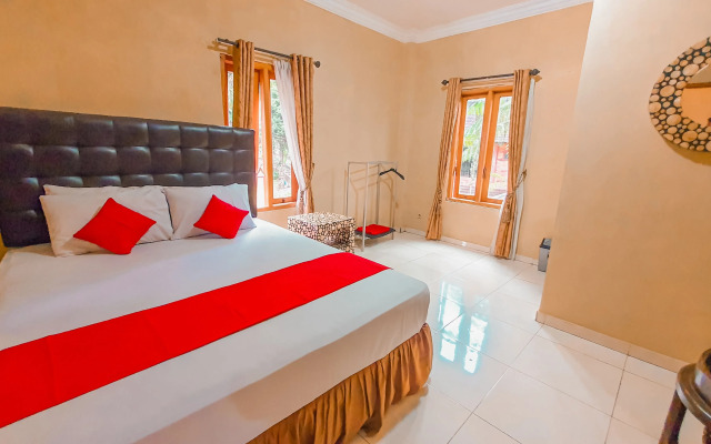 Red Chilies Hill Hotel