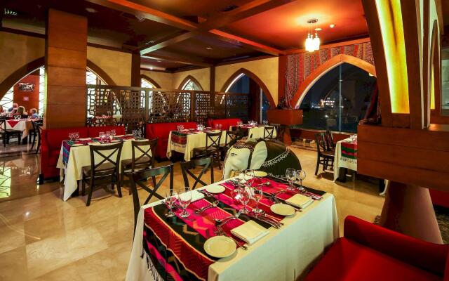 Jasmine Palace Resort & Spa