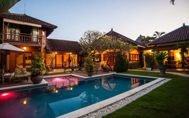 Villa Flora 3 Bedroom