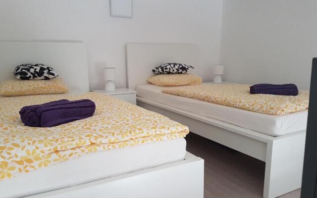 Apartment F6