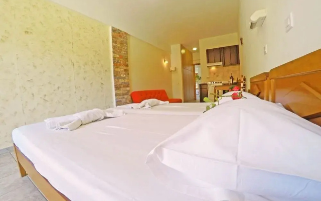 Tarsanas Apartments