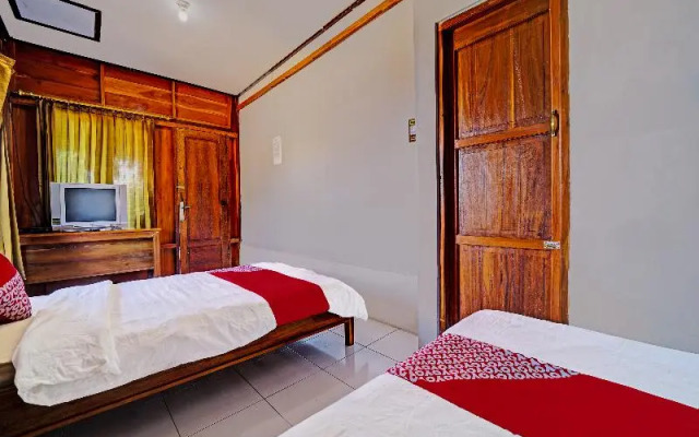 Oyo 91201 Larasati Homestay Pantai Klayar