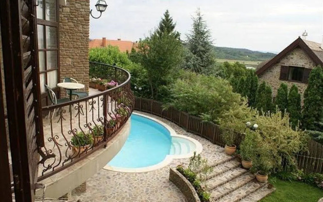 Villa Alexander