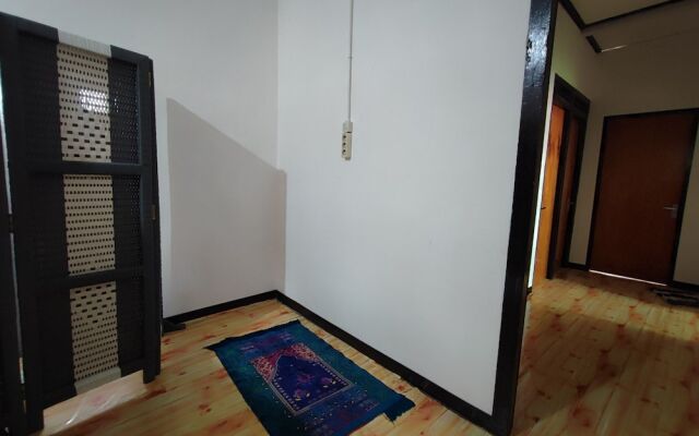 OYO 92357 Zzip Homestay