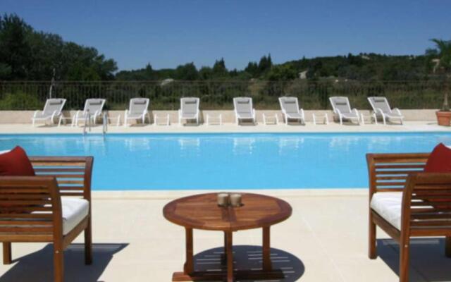 Appartement Paradou cadre splendide