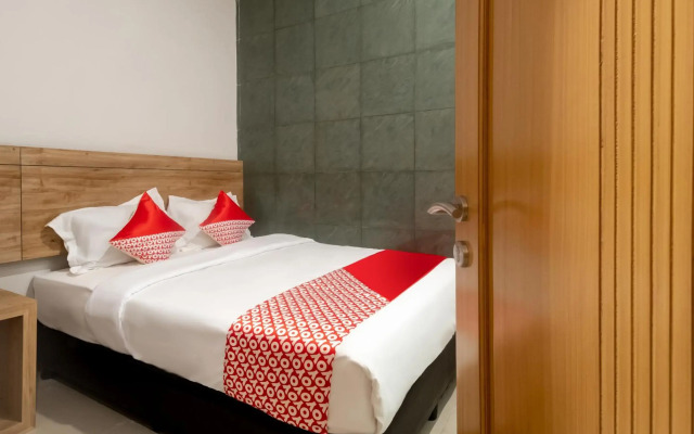 OYO 3159 Festive Inn