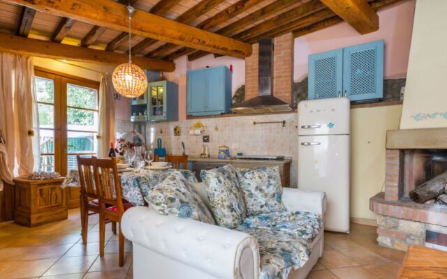 House Amarilli Pastina